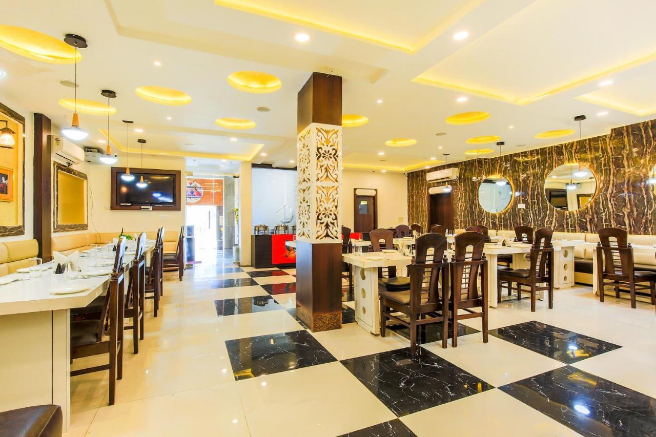 Fabhotel Star Of Taj Restobar Fatehabad Road Agra  Exterior foto
